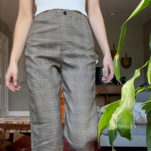 Brandy Melville plaid pants - Picture 4 of 5